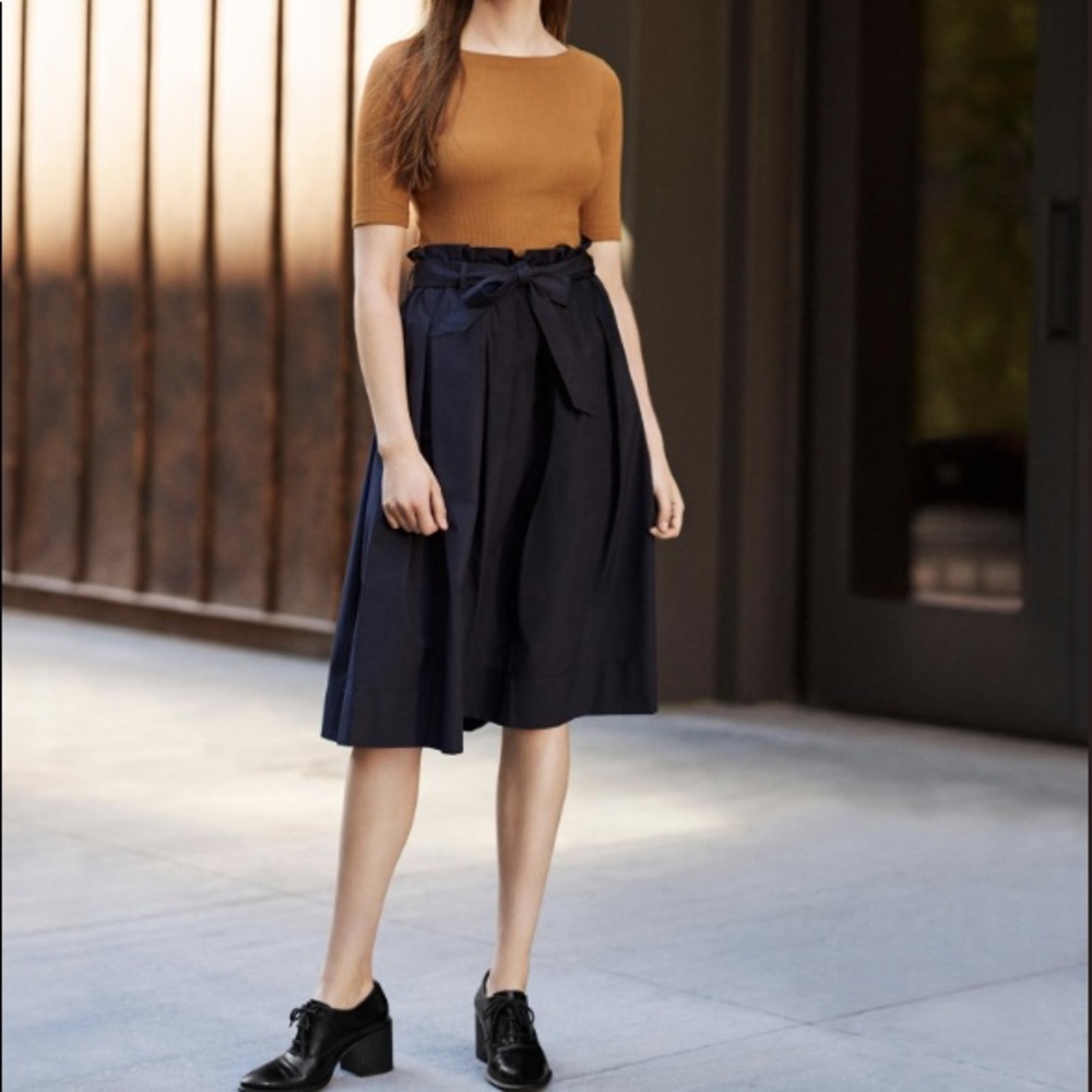 Uniqlo High Waist Belted Flare Midi Skirt S